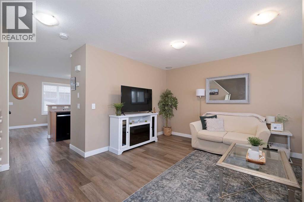 2524 Eversyde Avenue Sw, Calgary, Alberta  t2y 5g8 - Photo 3 - A2300740