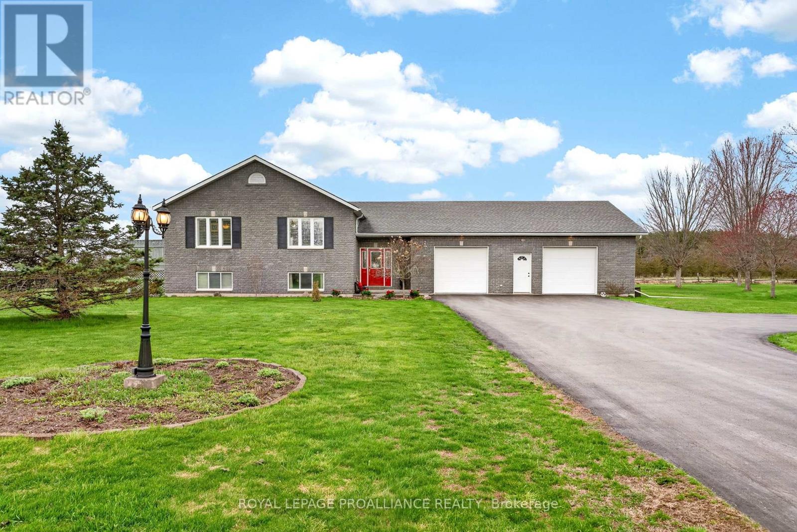 75 HOMAN ROAD, Belleville, Ontario