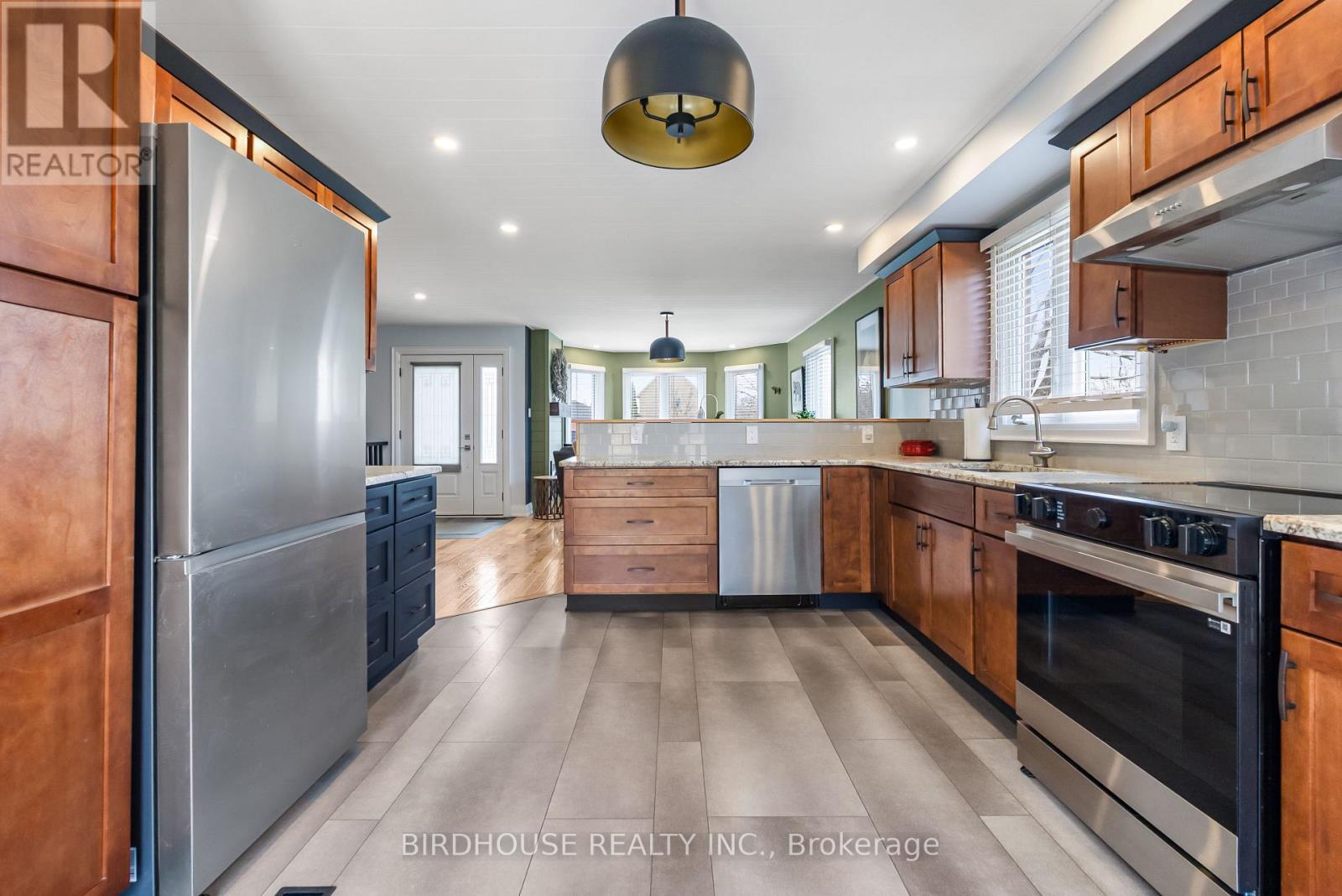 264 Victoria Avenue N, Kawartha Lakes, Ontario  K9V 6B9 - Photo 14 - X13051446