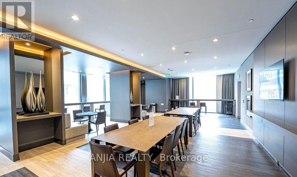 4705 - 8 Cumberland Street, Toronto, Ontario  M4W 0B6 - Photo 17 - C13051464