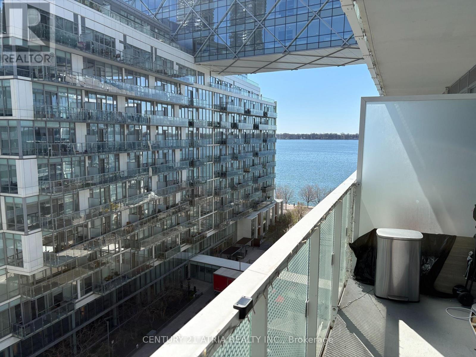 804 - 15 Queens Quay, Toronto, Ontario  M5E 0C5 - Photo 6 - C13051470