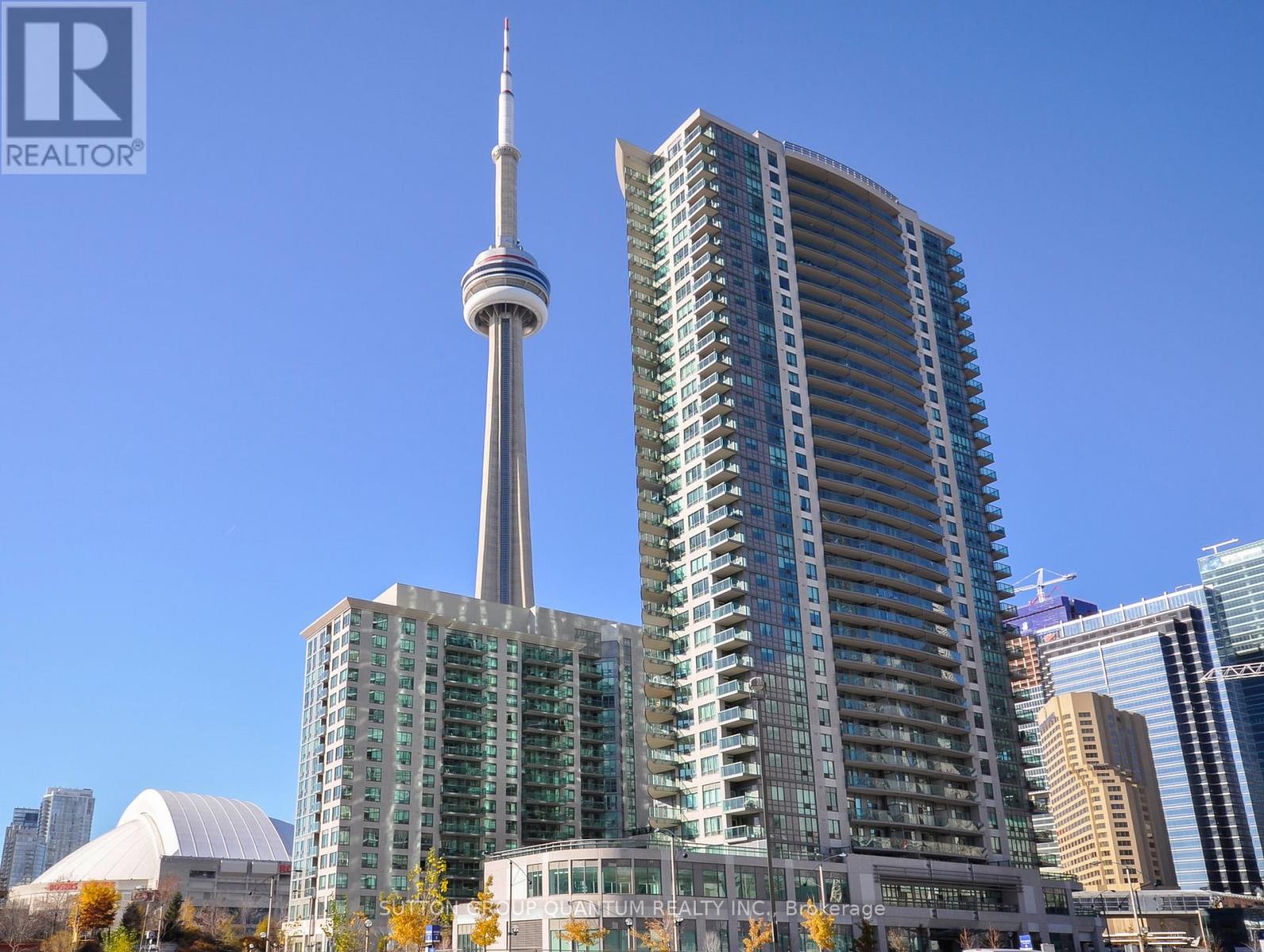 1002 - 30 GRAND TRUNK CRESCENT, Toronto, Ontario