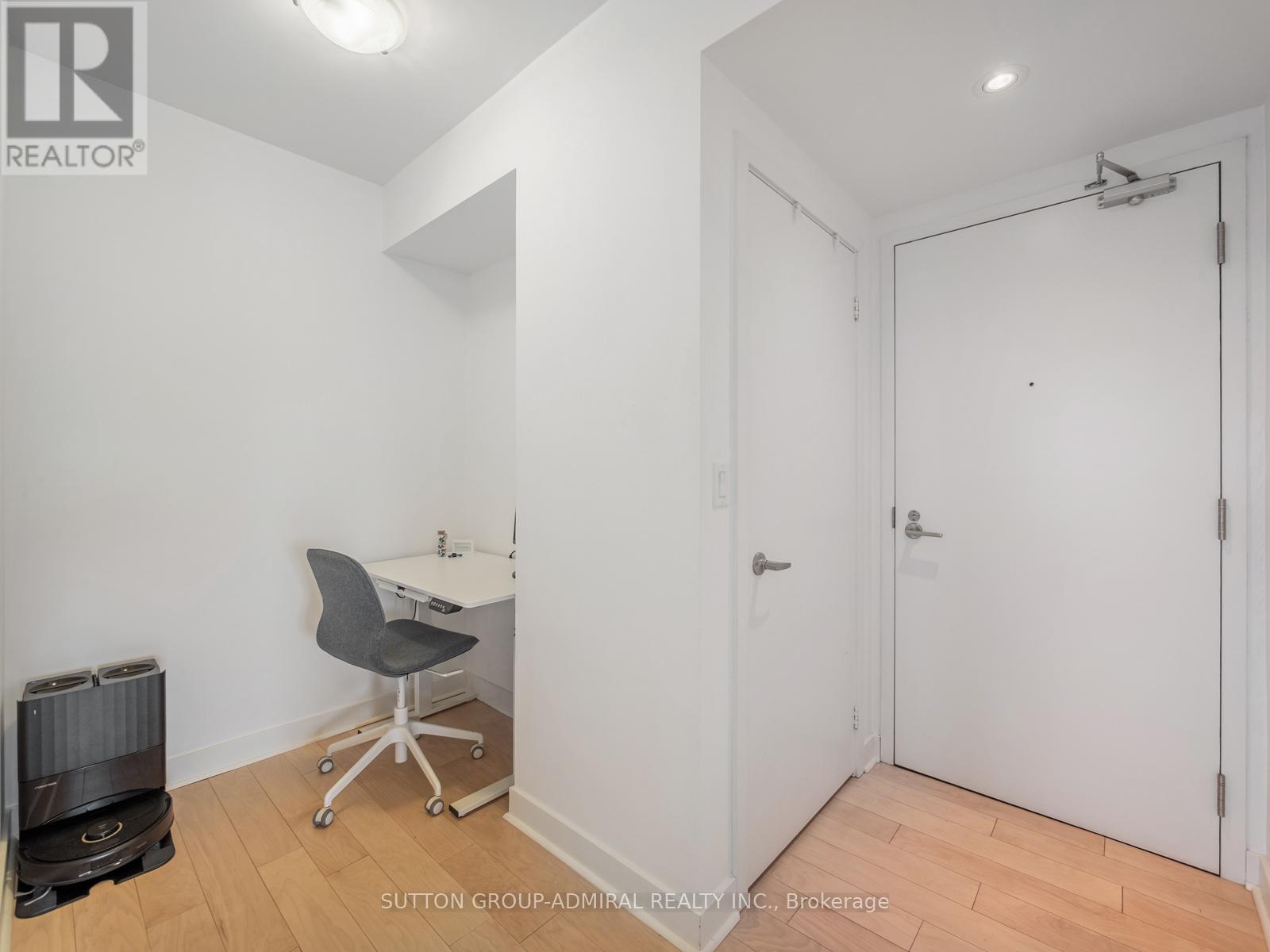 1202 - 58 Orchard View Boulevard, Toronto, Ontario  M4R 0A2 - Photo 18 - C13051552