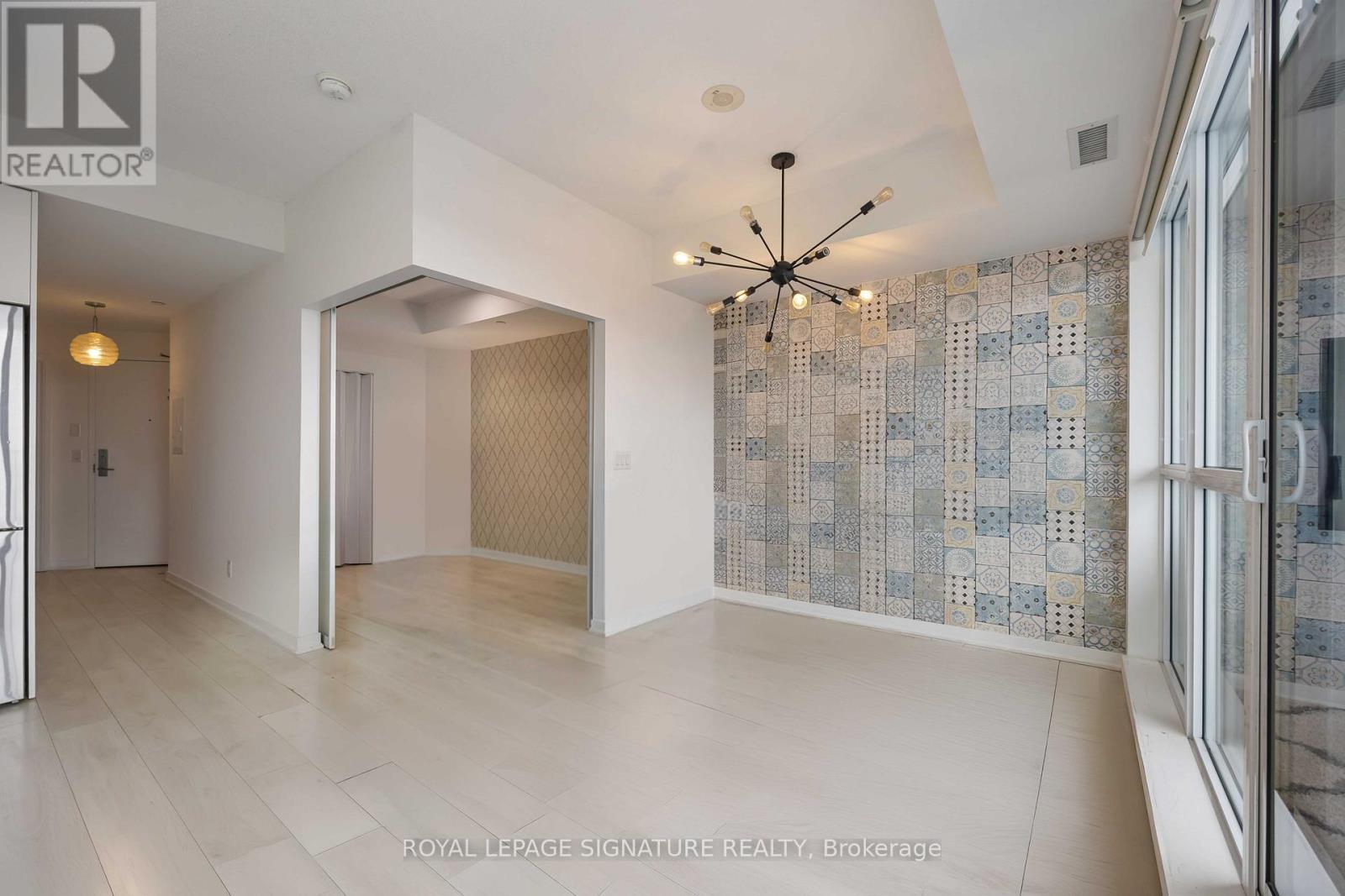 2215 - 51 East Liberty Street, Toronto, Ontario  M6K 3P8 - Photo 5 - C13051588