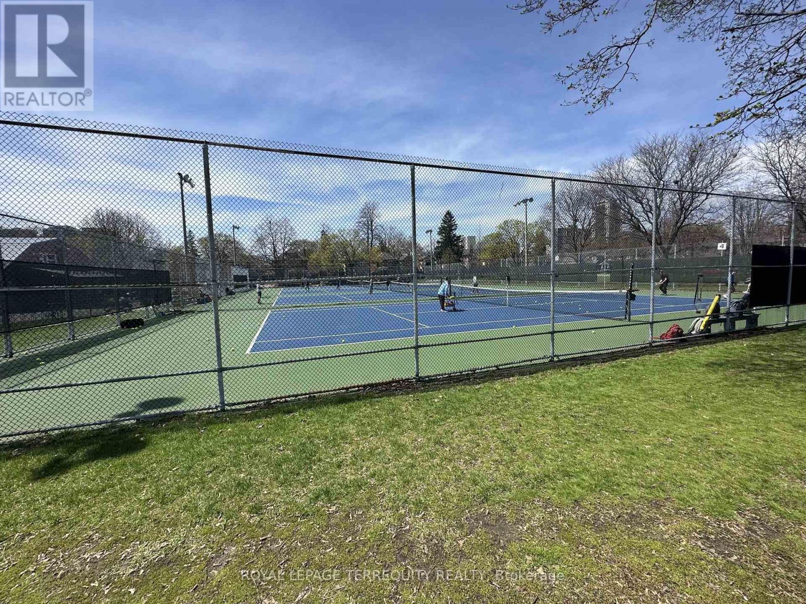 80 Eldon Avenue, Toronto, Ontario  M4C 5G3 - Photo 15 - E13051570