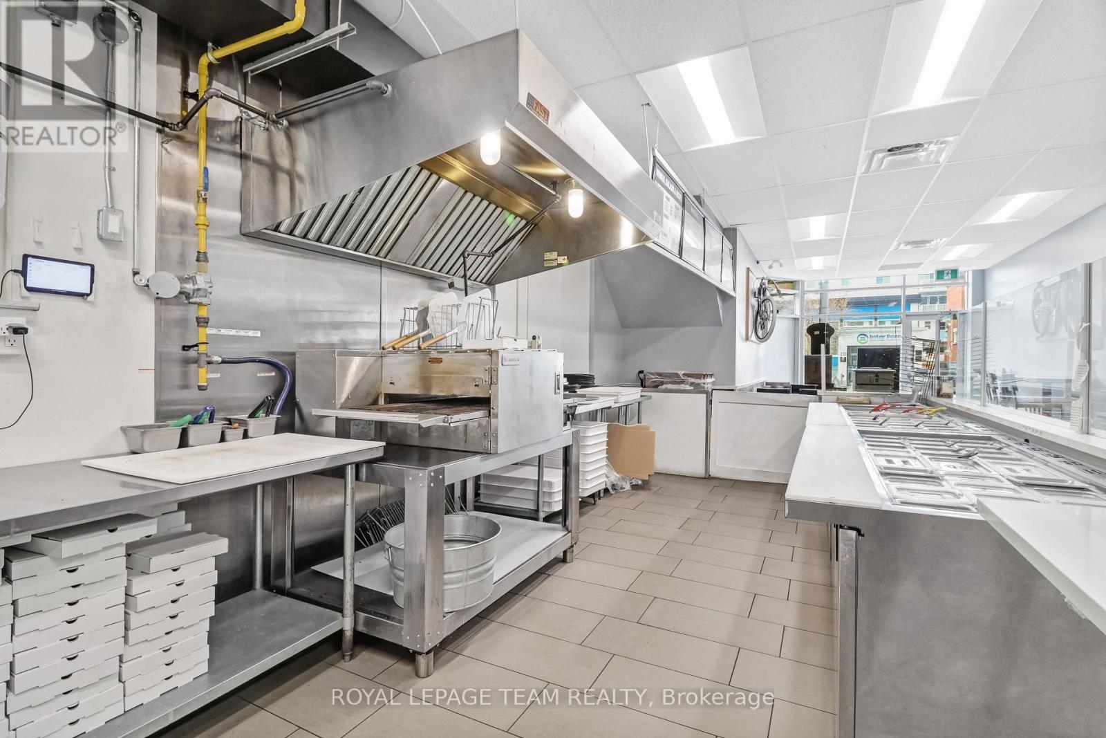 218 Laurier Avenue, Ottawa, Ontario  K1N 6P2 - Photo 11 - X13051510