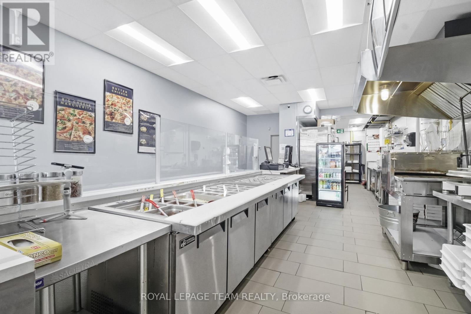 218 Laurier Avenue, Ottawa, Ontario  K1N 6P2 - Photo 9 - X13051510