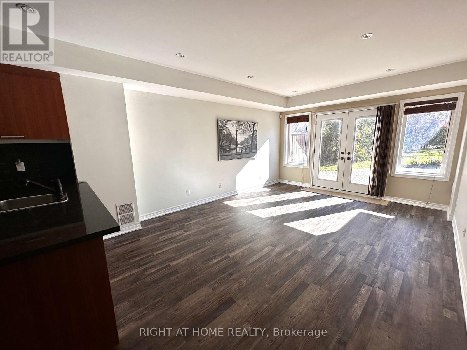 ONE BEDROOM SUITE - 327 CARRVILLE ROAD S, Richmond Hill, Ontario