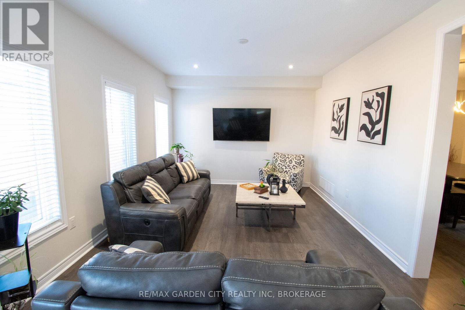 243 Shoreview Drive, Welland, Ontario  L3B 0H3 - Photo 19 - X13051478