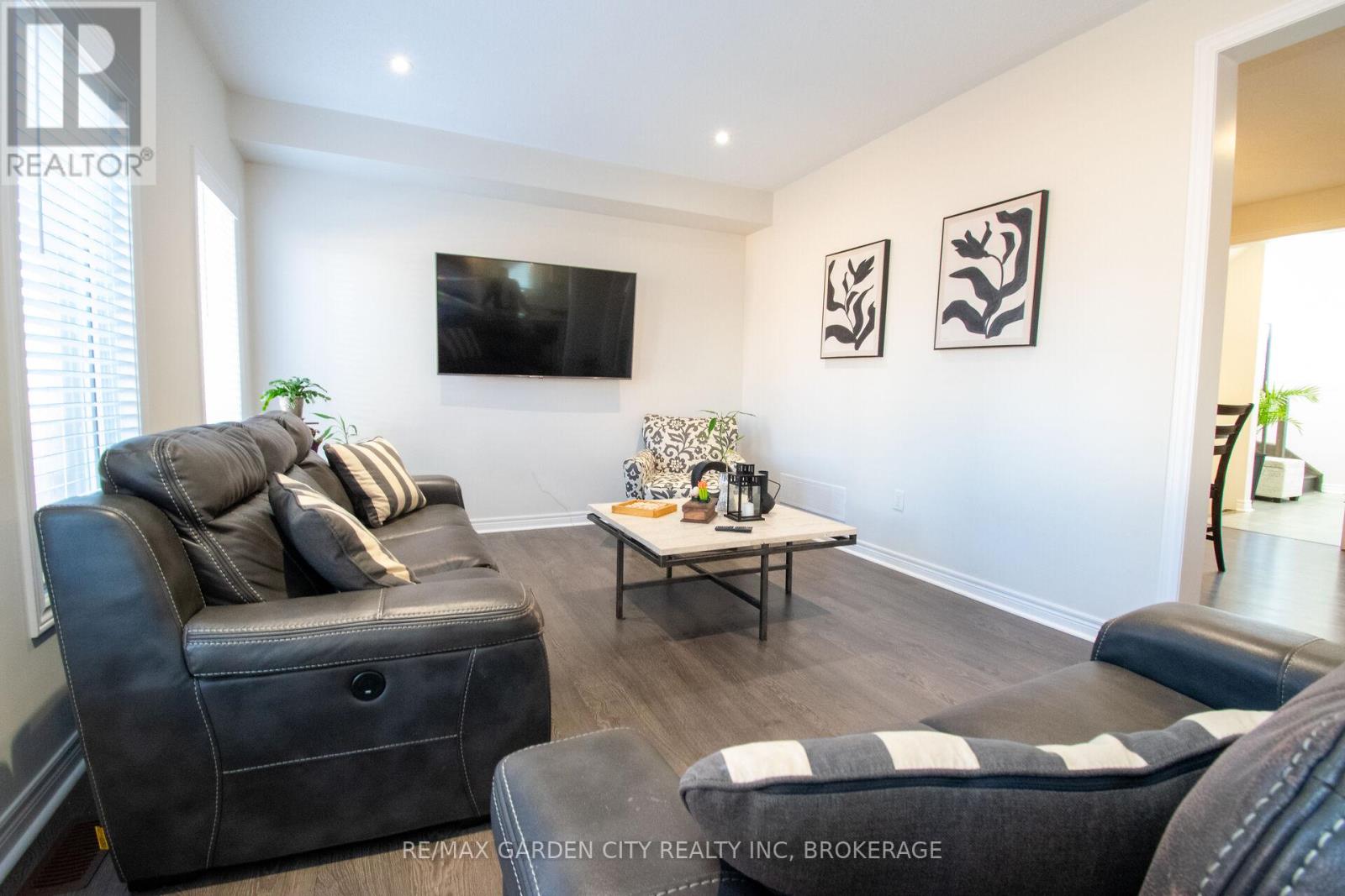 243 Shoreview Drive, Welland, Ontario  L3B 0H3 - Photo 20 - X13051478