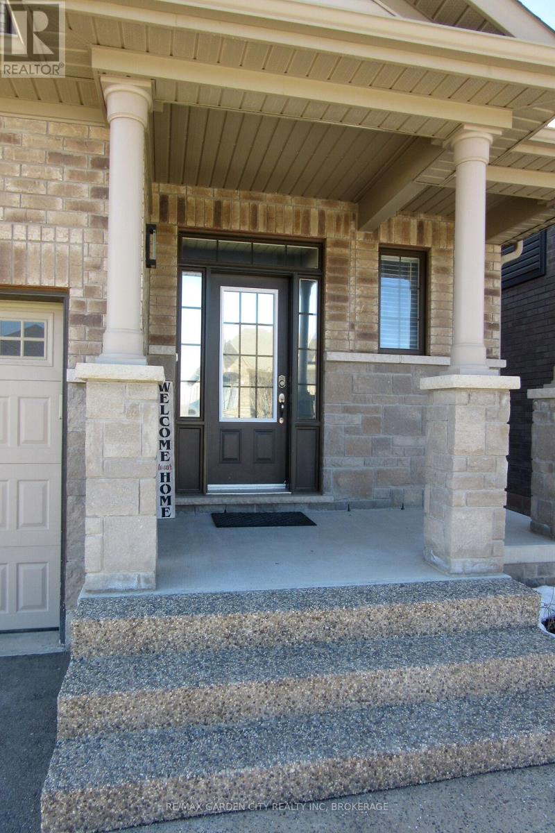 243 Shoreview Drive, Welland, Ontario  L3B 0H3 - Photo 3 - X13051478