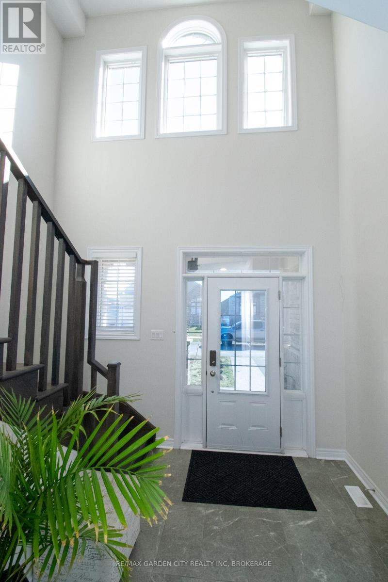 243 Shoreview Drive, Welland, Ontario  L3B 0H3 - Photo 7 - X13051478