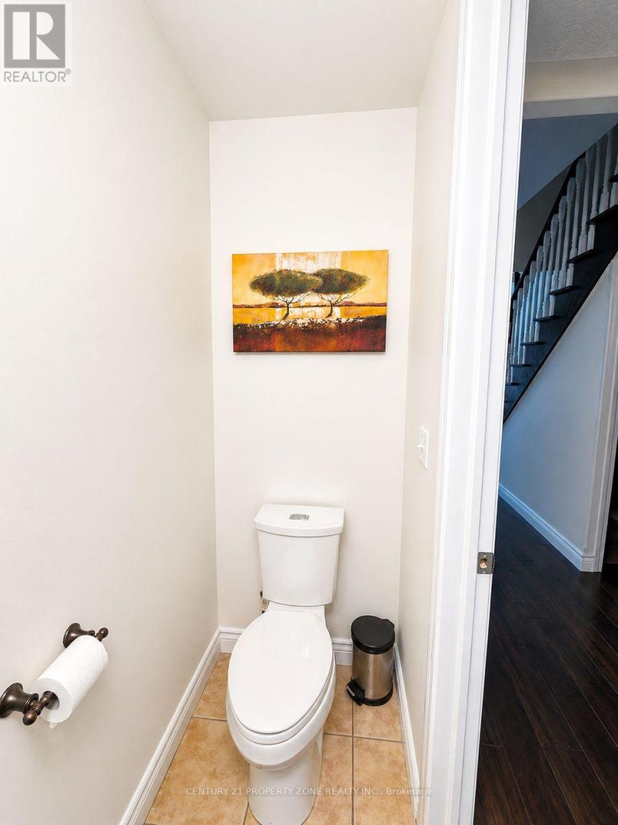 27 Dellgrove Circle, Cambridge, Ontario  N1T 2J8 - Photo 9 - X13050476