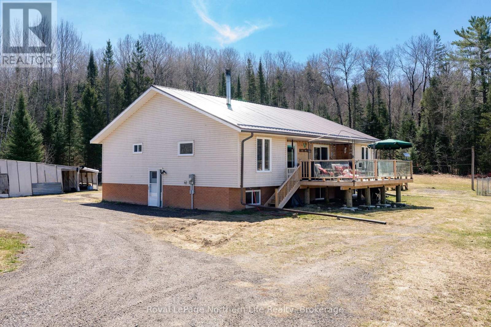 121 BENNETT ROAD, Parry Sound Remote Area, Ontario