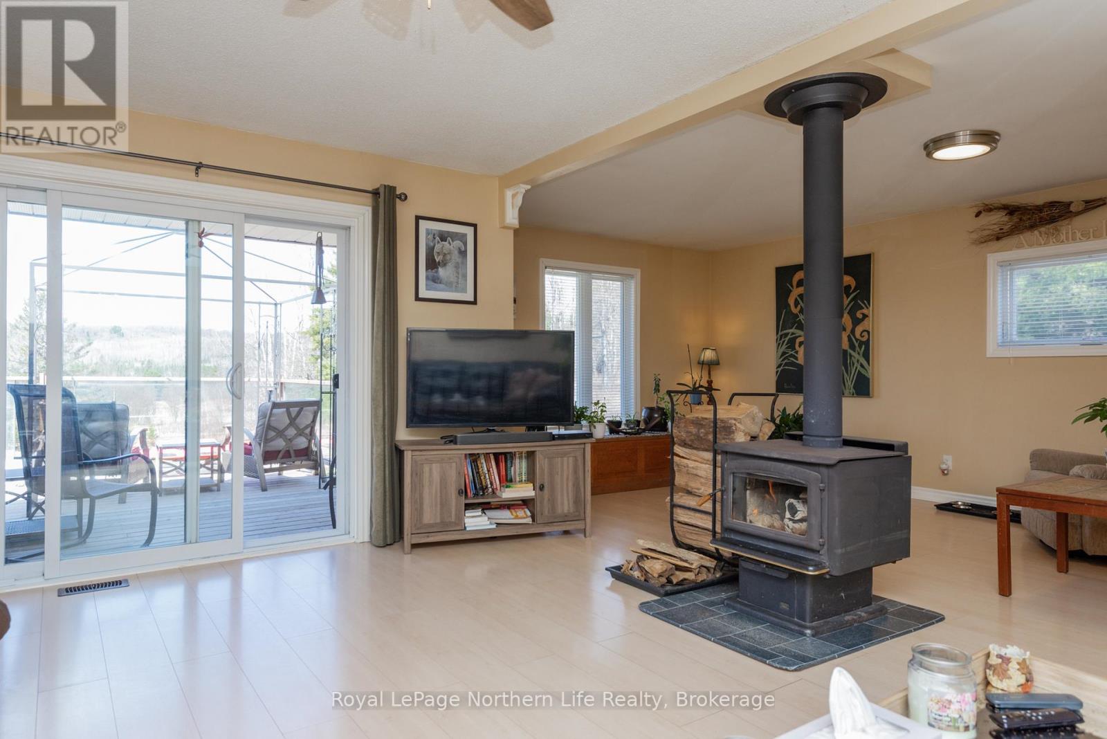 121 Bennett Road, Parry Sound Remote Area, Ontario  P0H 1J0 - Photo 14 - X13051606