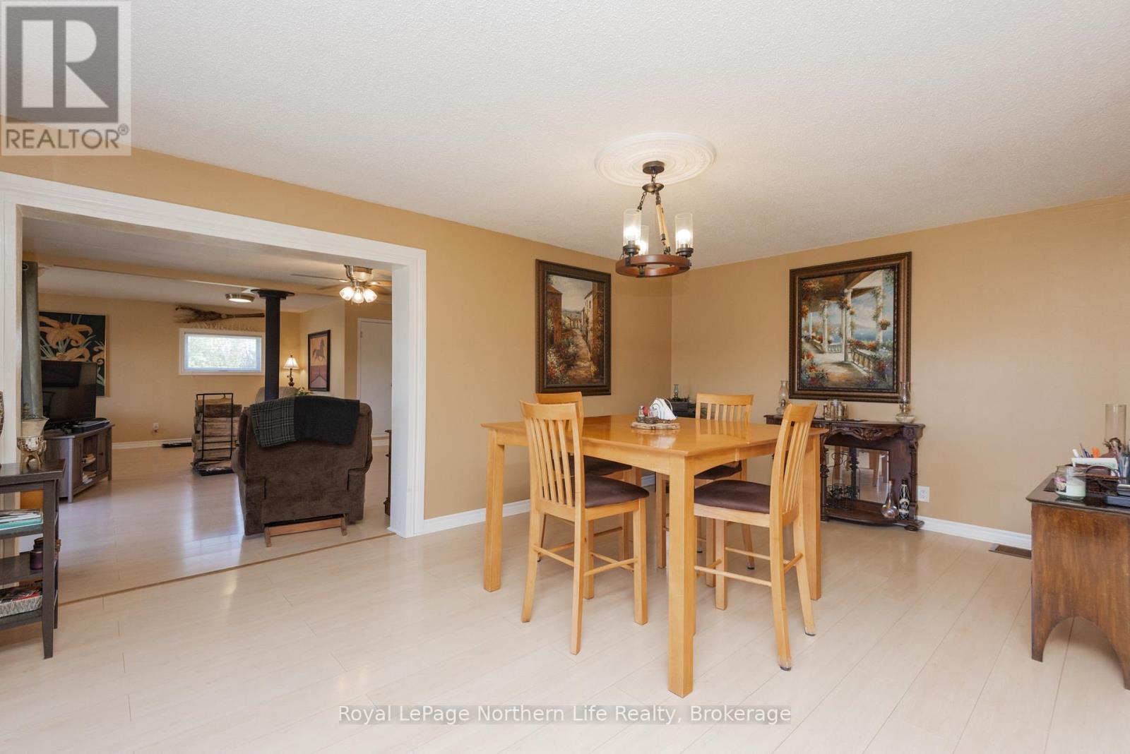 121 Bennett Road, Parry Sound Remote Area, Ontario  P0H 1J0 - Photo 23 - X13051606