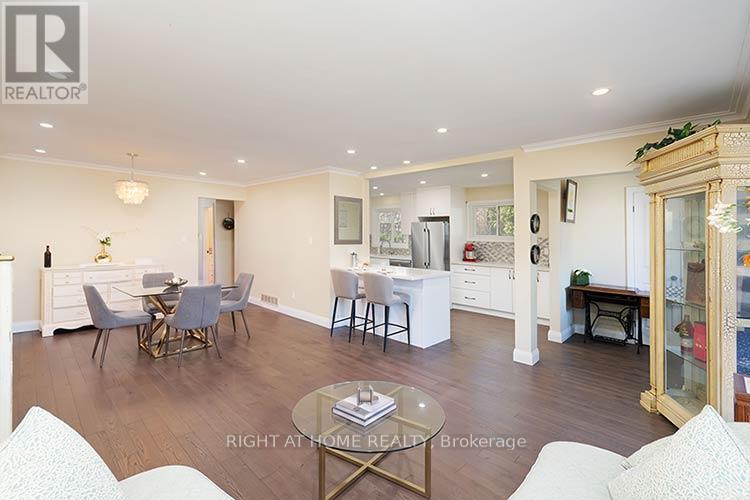 304 Roywood Crescent, Newmarket, Ontario  L4Y 1A5 - Photo 6 - N13051436