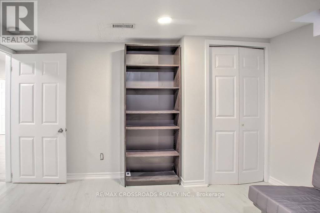 66 Bayhampton Crescent, Vaughan (Brownridge), Ontario  L4J 7G9 - Photo 13 - N13051442