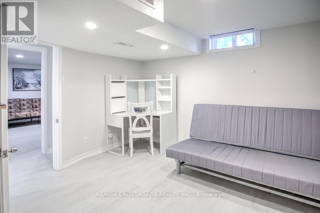 66 Bayhampton Crescent, Vaughan (Brownridge), Ontario  L4J 7G9 - Photo 15 - N13051442