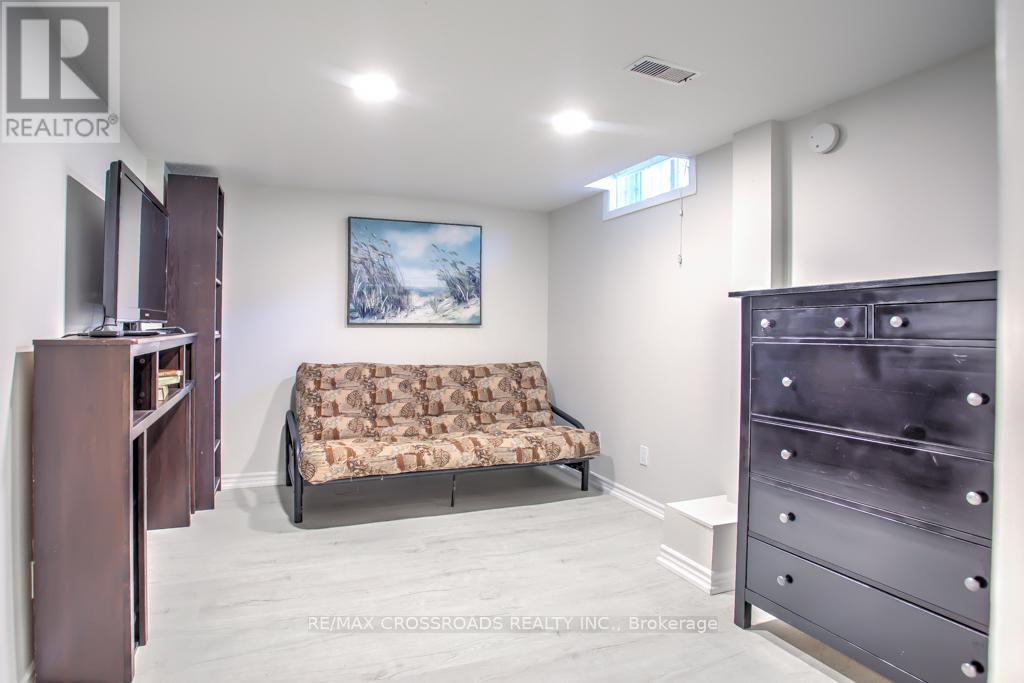 66 Bayhampton Crescent, Vaughan (Brownridge), Ontario  L4J 7G9 - Photo 18 - N13051442