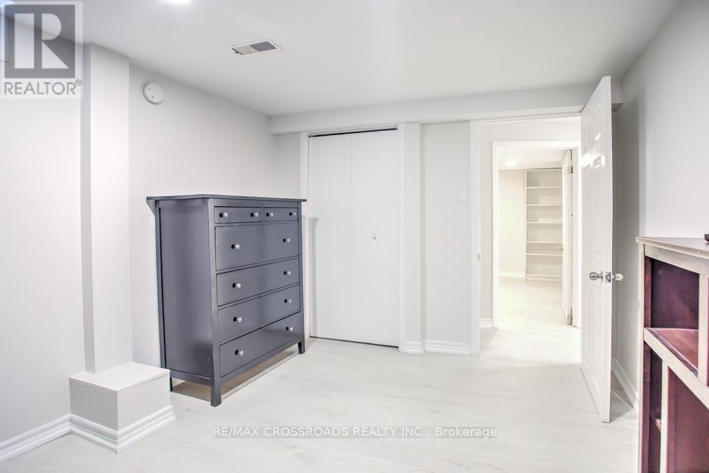 66 Bayhampton Crescent, Vaughan (Brownridge), Ontario  L4J 7G9 - Photo 19 - N13051442