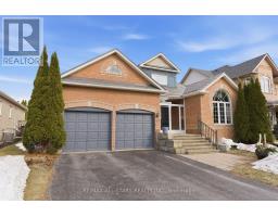 49 ROSENA LANE, Uxbridge, Ontario