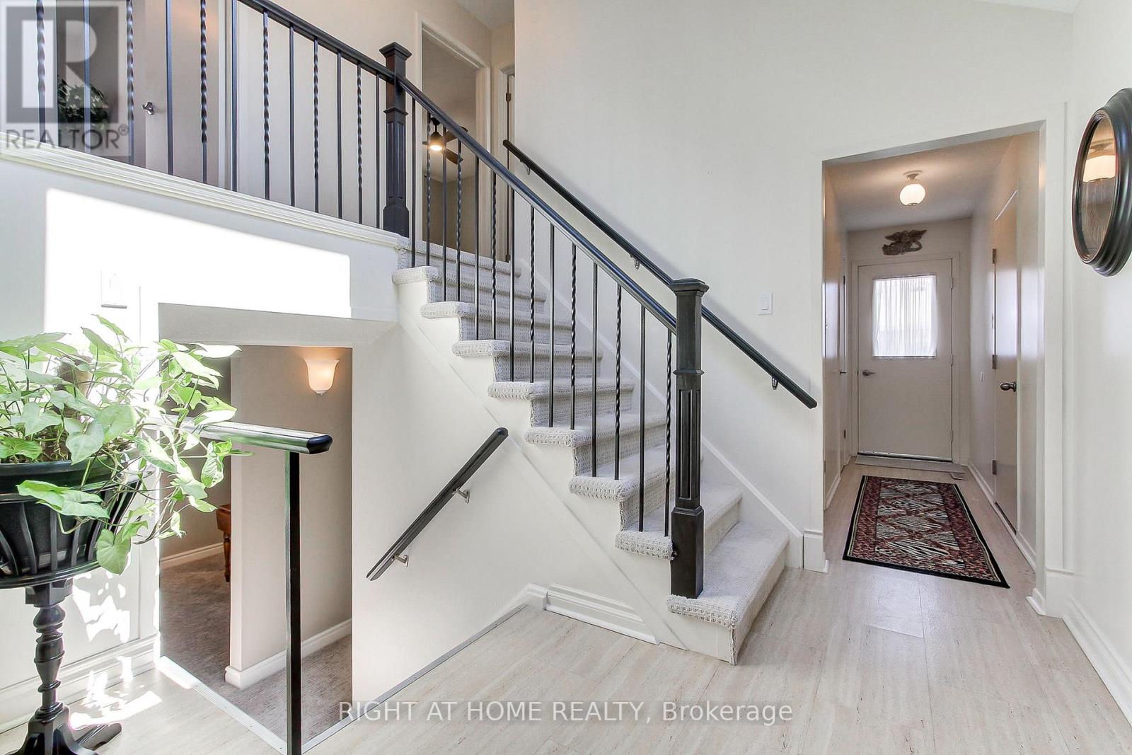 331 Primrose Lane, Newmarket, Ontario  L3Y 5Z3 - Photo 15 - N13051486