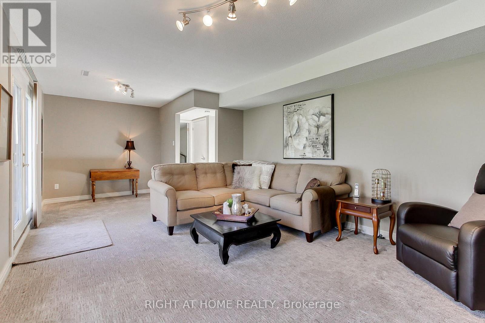 331 Primrose Lane, Newmarket, Ontario  L3Y 5Z3 - Photo 29 - N13051486