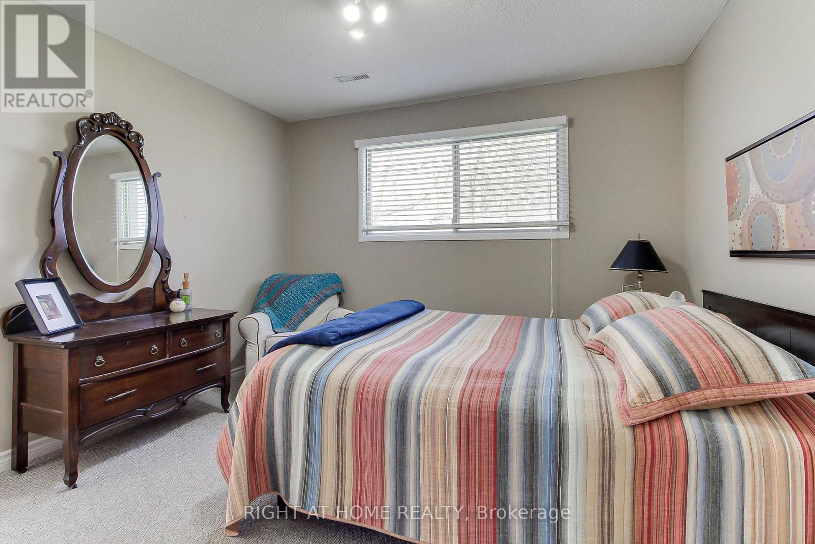 331 Primrose Lane, Newmarket, Ontario  L3Y 5Z3 - Photo 31 - N13051486