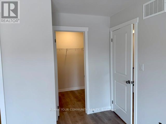 25 Strath Crescent, Springwater, Ontario  L0L 1P0 - Photo 17 - S13051500