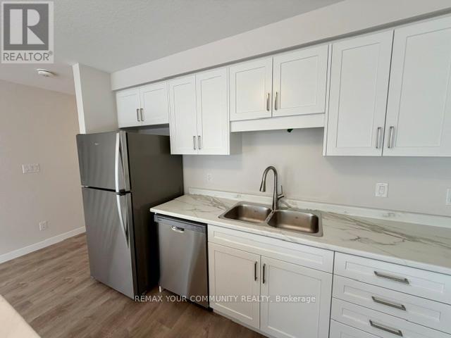 25 Strath Crescent, Springwater, Ontario  L0L 1P0 - Photo 9 - S13051500