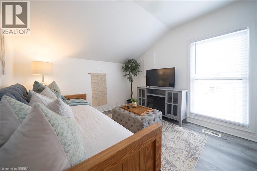 171 Drummond Street, Brantford, Ontario  N3S 6A6 - Photo 7 - 40811101