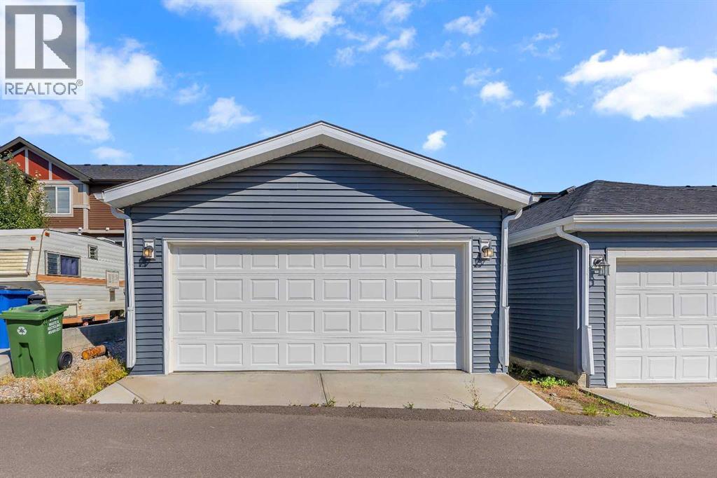 41 Sunrise Heights, Cochrane, Alberta  T4C 2R9 - Photo 48 - A2279702