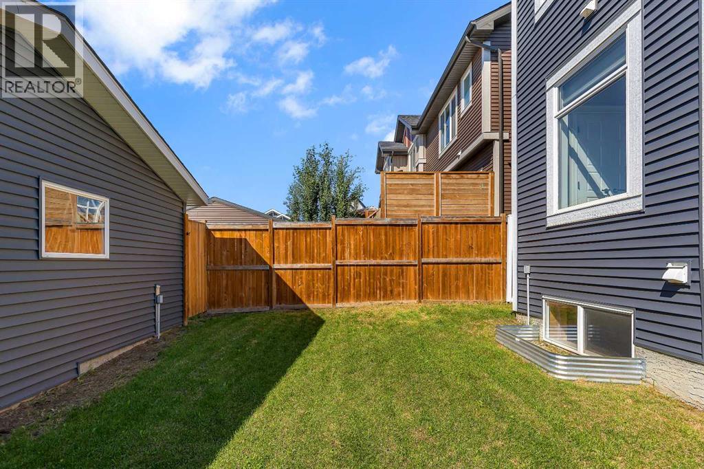 41 Sunrise Heights, Cochrane, Alberta  T4C 2R9 - Photo 45 - A2279702