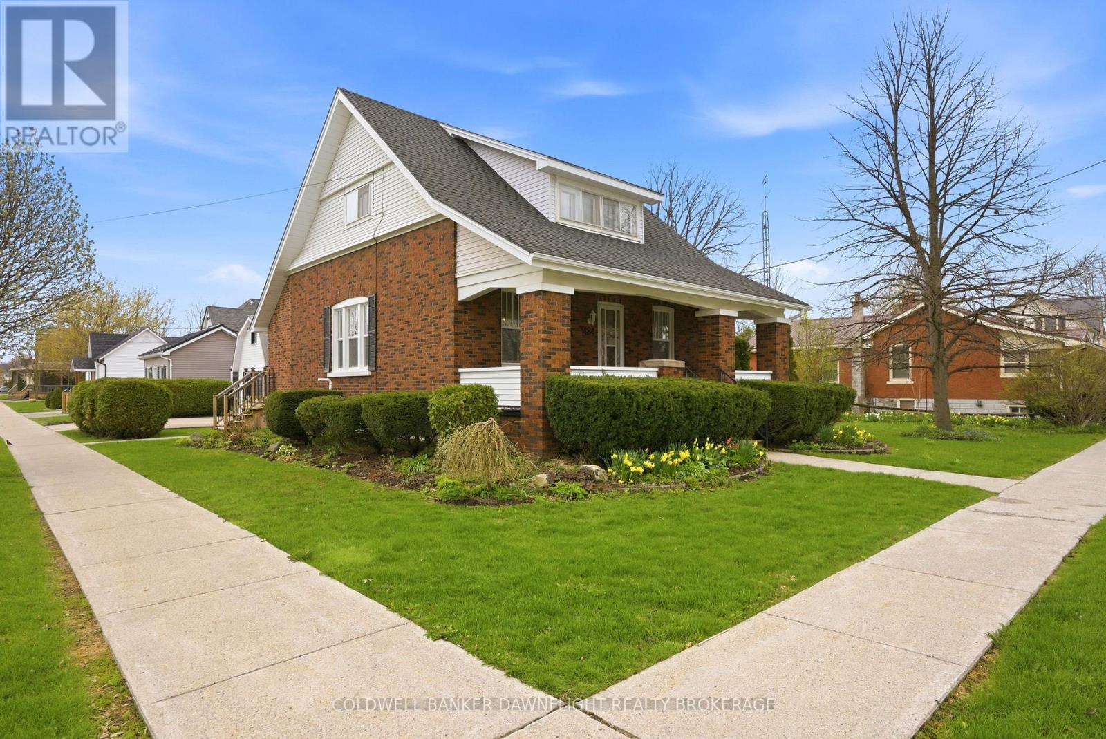 484 Carling Street, South Huron, Ontario  N0M 1S2 - Photo 2 - X13051600