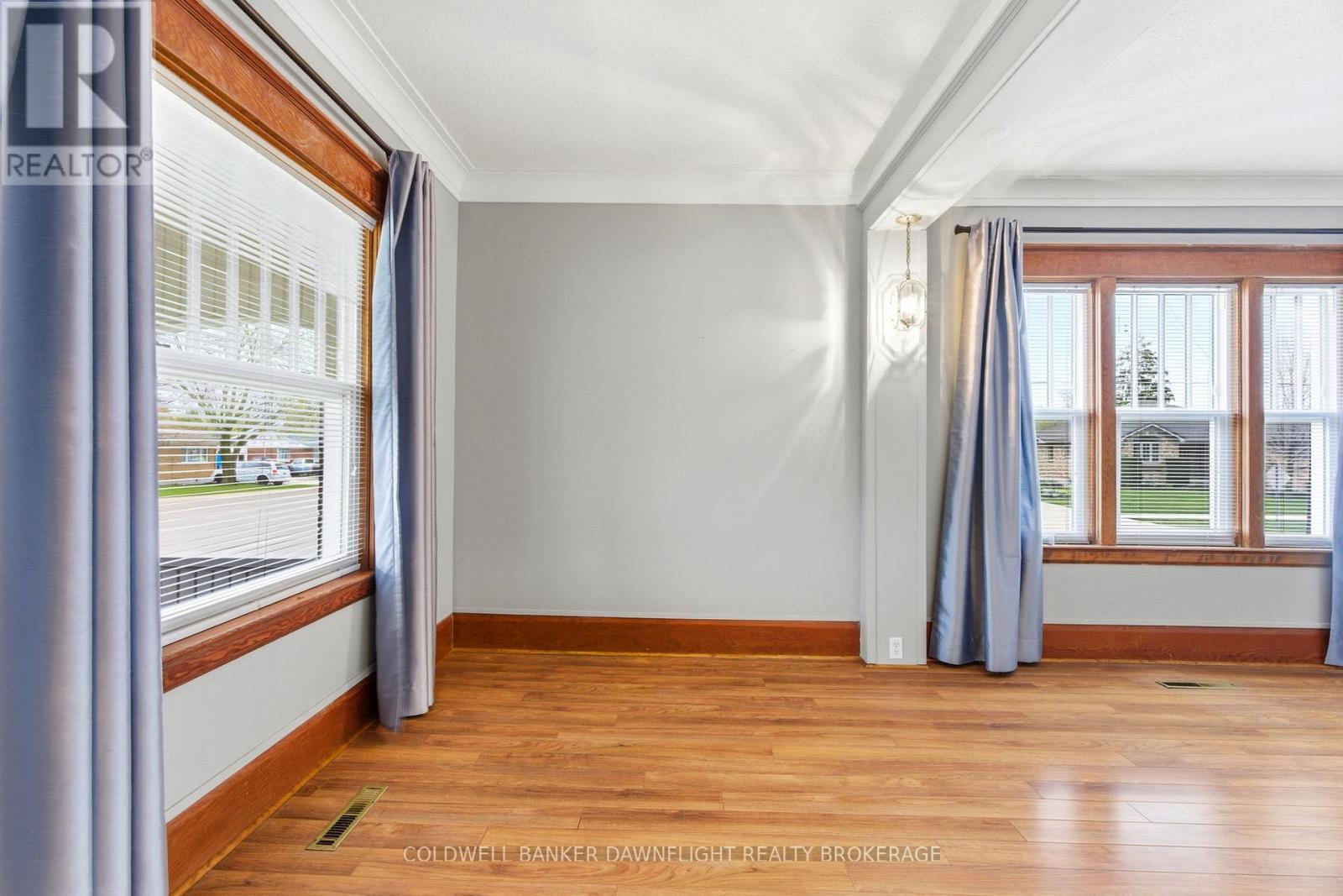 484 Carling Street, South Huron, Ontario  N0M 1S2 - Photo 8 - X13051600