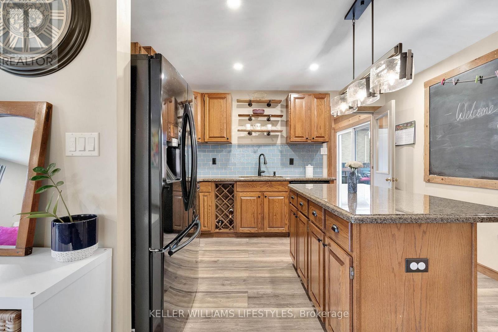 7 Locke Heights, Strathroy-Caradoc, Ontario  N7G 3X1 - Photo 14 - X13051736