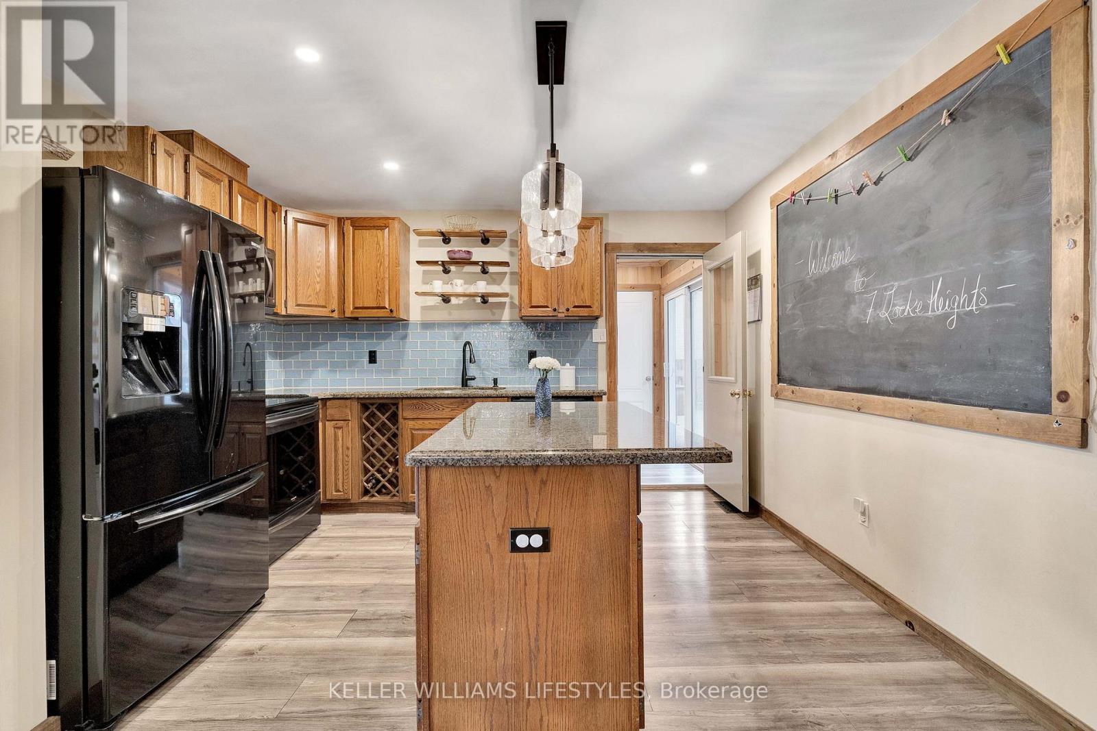 7 Locke Heights, Strathroy-Caradoc, Ontario  N7G 3X1 - Photo 15 - X13051736