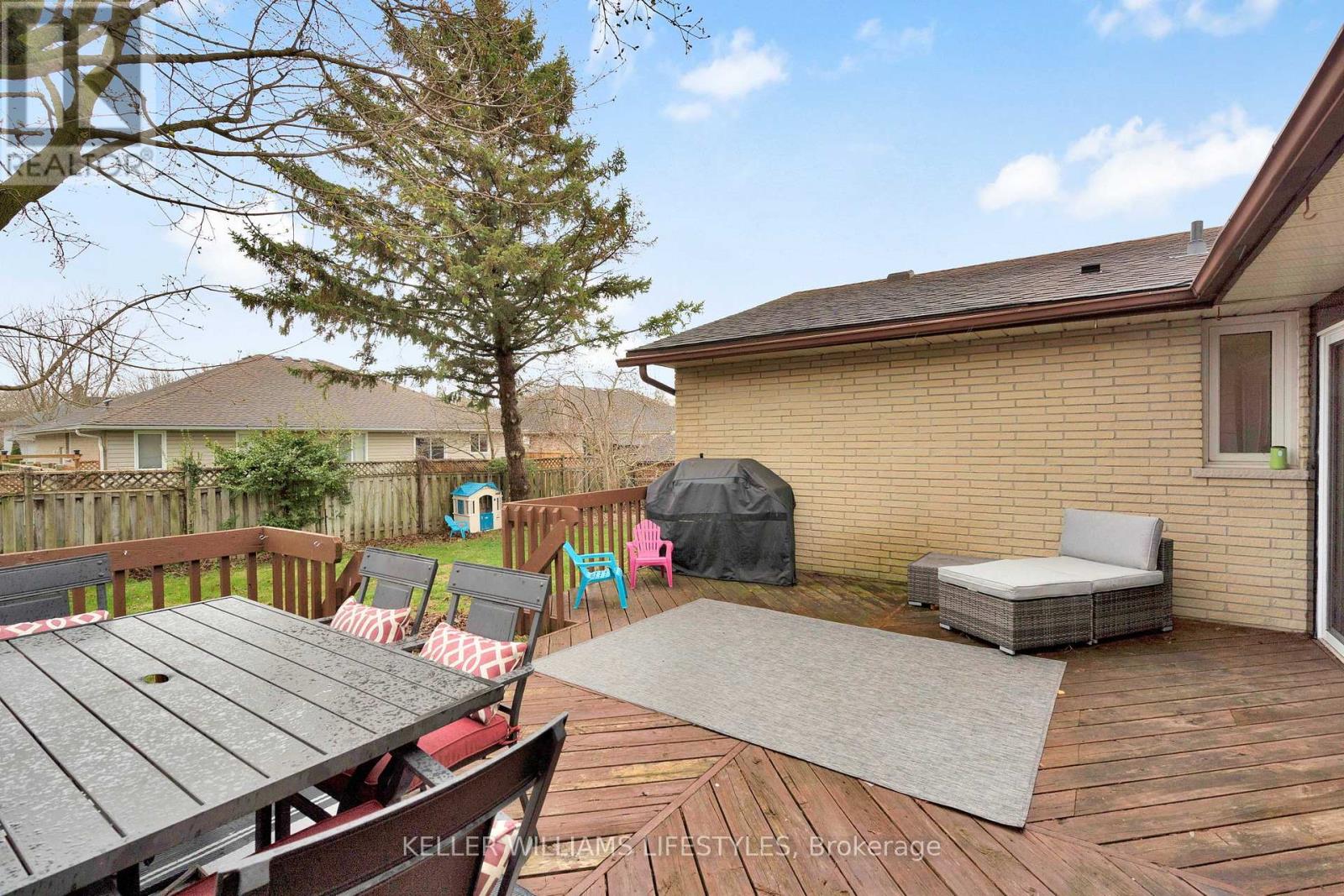 7 Locke Heights, Strathroy-Caradoc, Ontario  N7G 3X1 - Photo 45 - X13051736