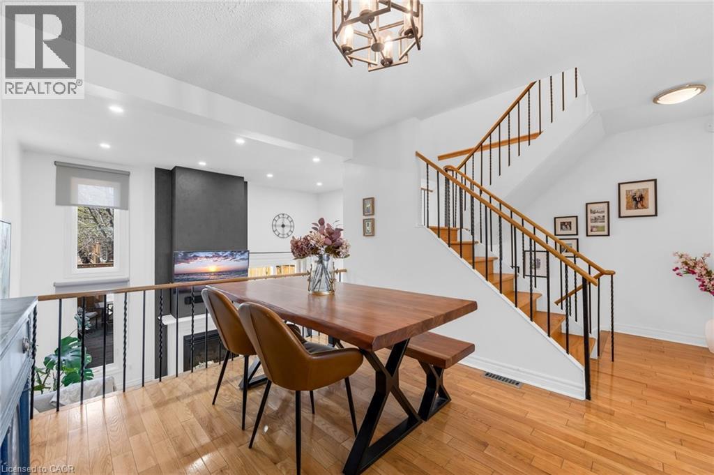 960 Warwick Court Unit# 15, Burlington, Ontario  L7T 4C5 - Photo 12 - 40824193