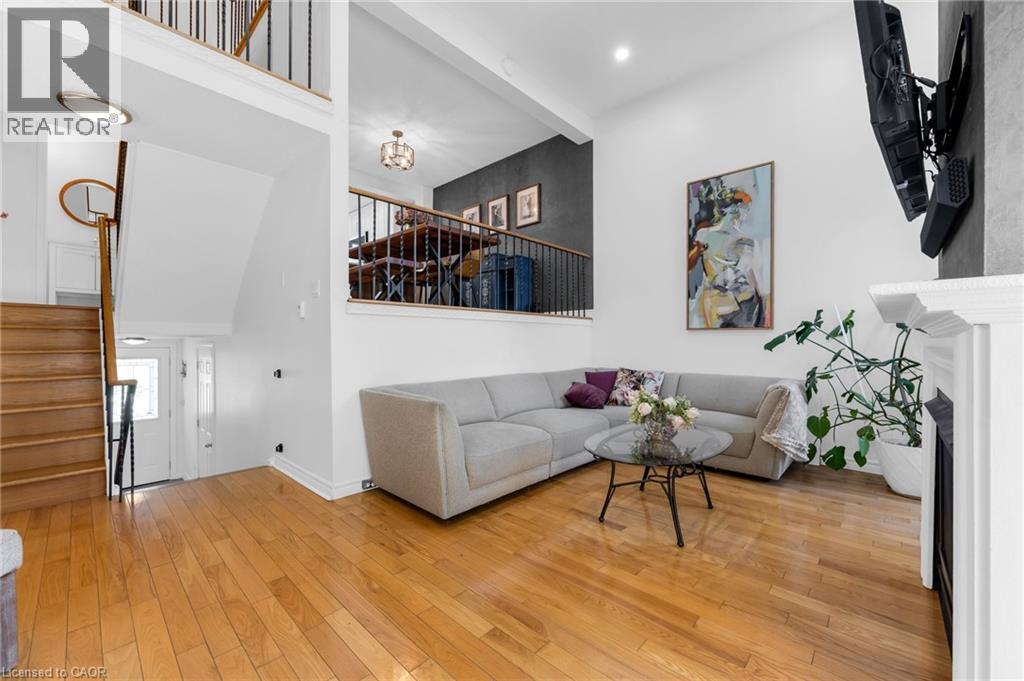 960 Warwick Court Unit# 15, Burlington, Ontario  L7T 4C5 - Photo 9 - 40824193