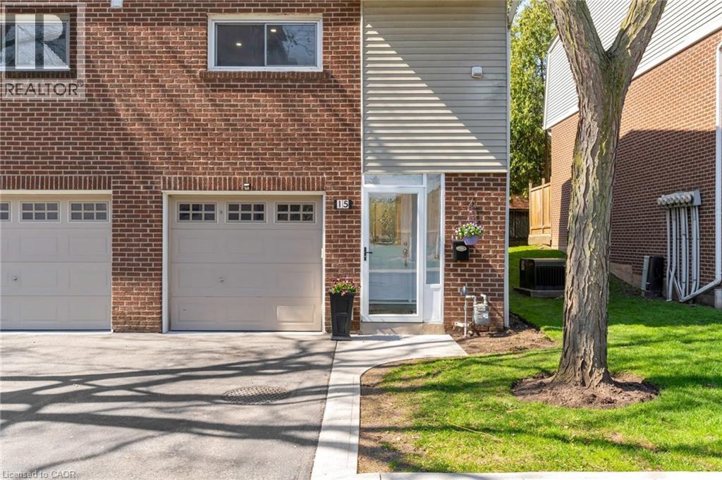 960 Warwick Court Unit# 15, Burlington, Ontario  L7T 4C5 - Photo 3 - 40824193