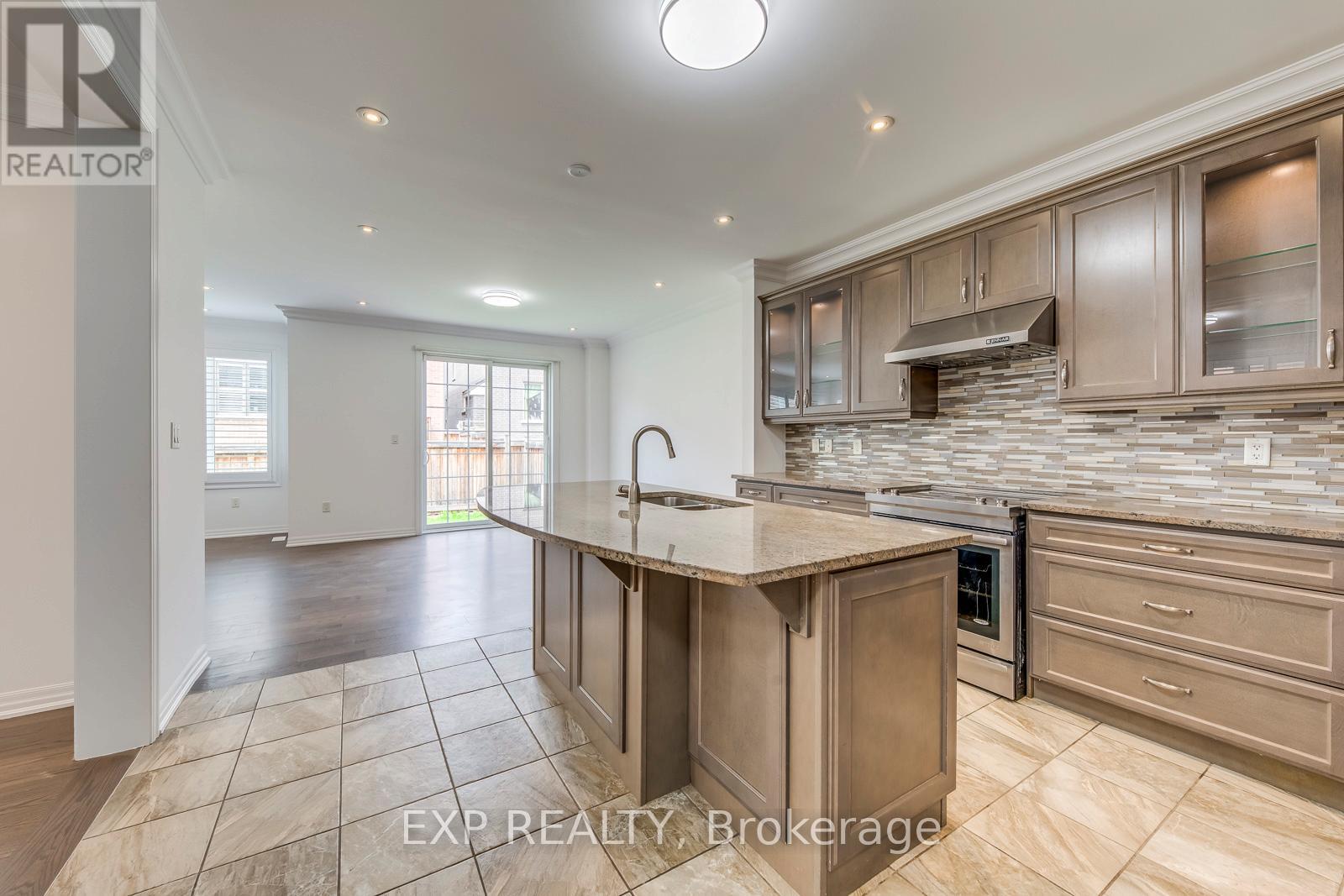 365 Dahlia Trail, Oakville, Ontario  L6M 1L5 - Photo 22 - W13051434