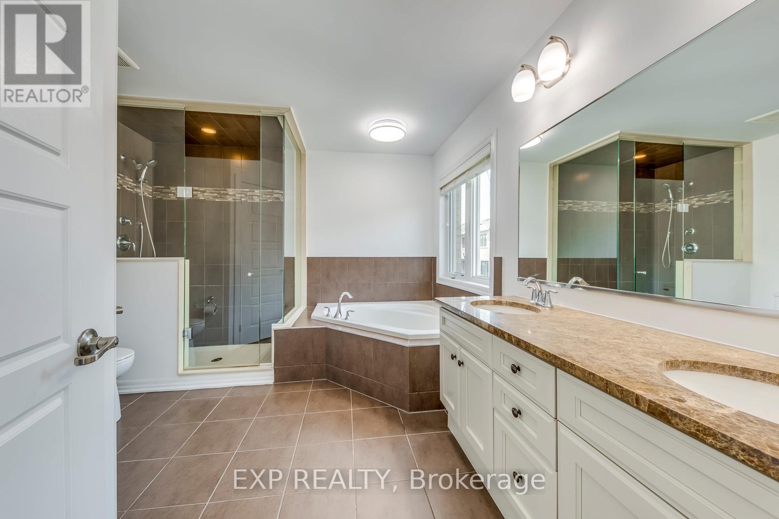 365 Dahlia Trail, Oakville, Ontario  L6M 1L5 - Photo 30 - W13051434