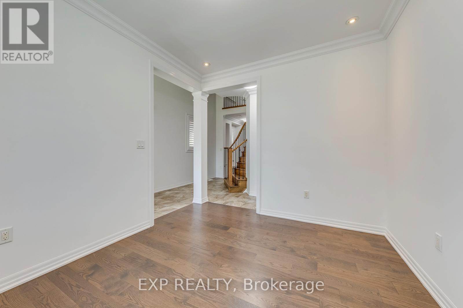 365 Dahlia Trail, Oakville, Ontario  L6M 1L5 - Photo 8 - W13051434