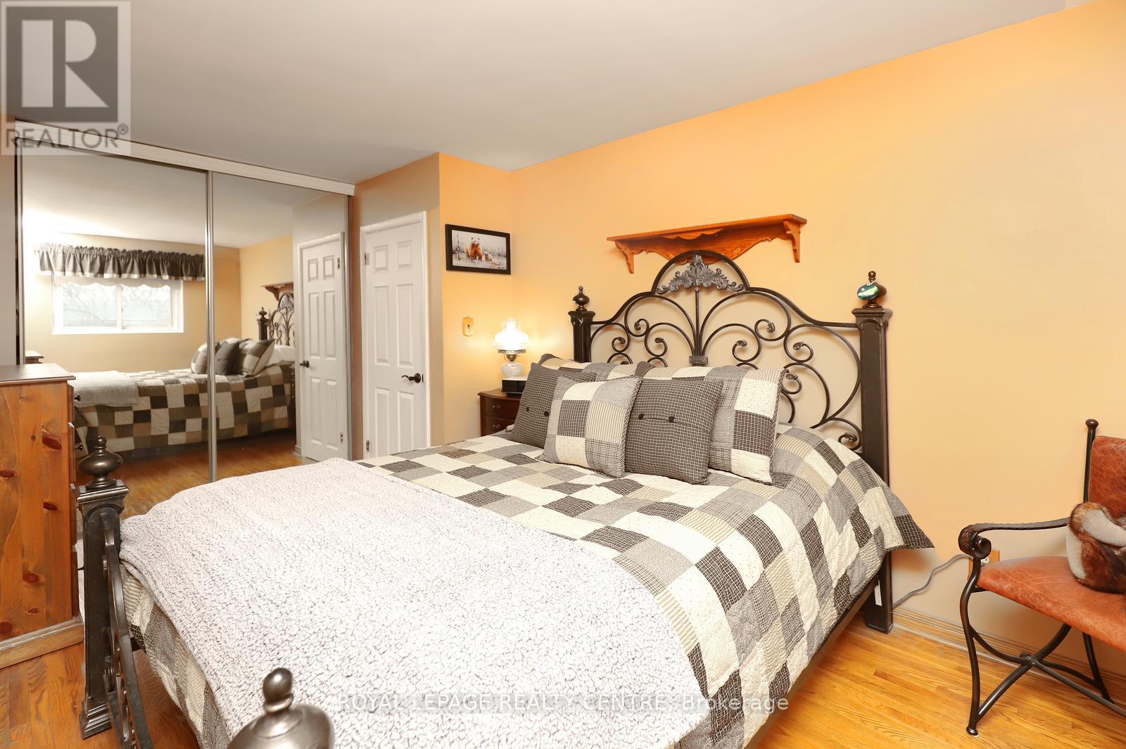 3638 Anniversary Road, Mississauga, Ontario  L5C 2G1 - Photo 20 - W13051476