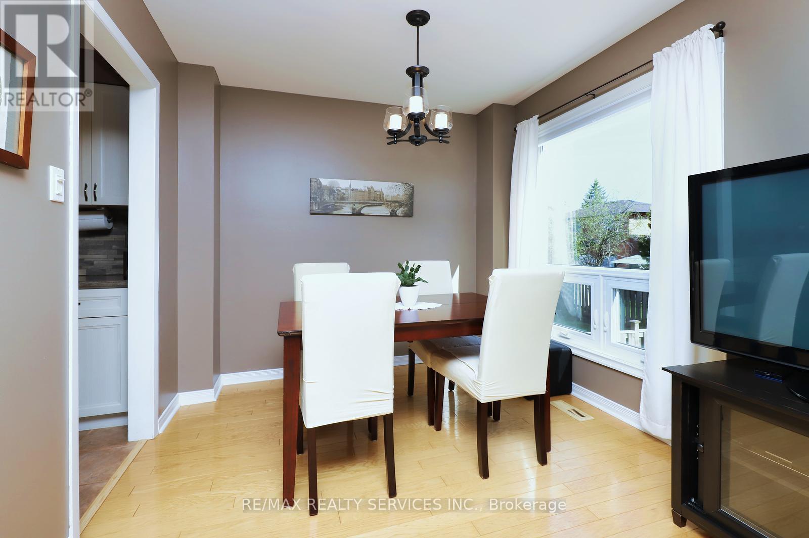 21 Shenstone Avenue, Brampton, Ontario  L6Z 2Y9 - Photo 14 - W13051514