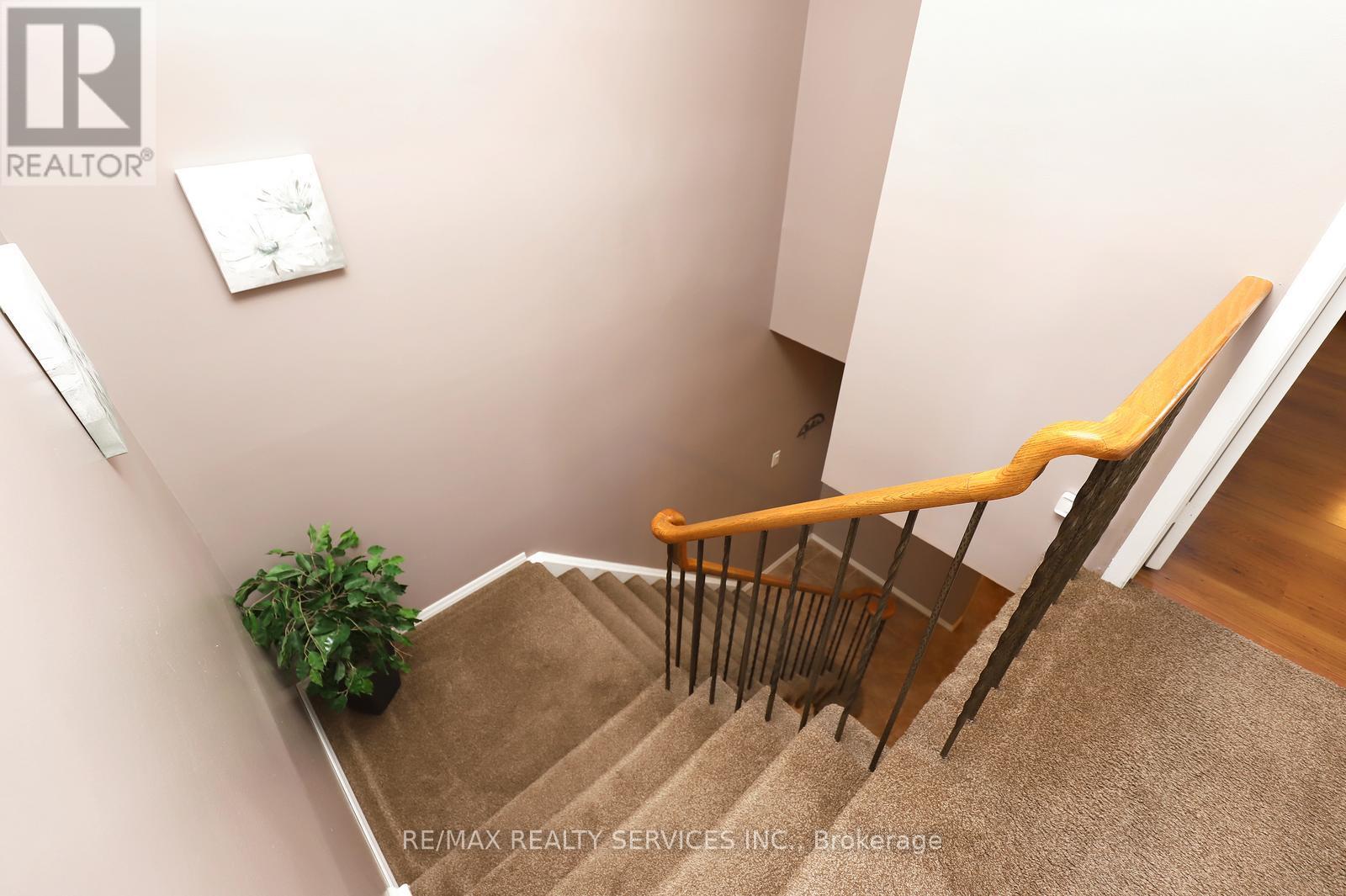 21 Shenstone Avenue, Brampton, Ontario  L6Z 2Y9 - Photo 23 - W13051514