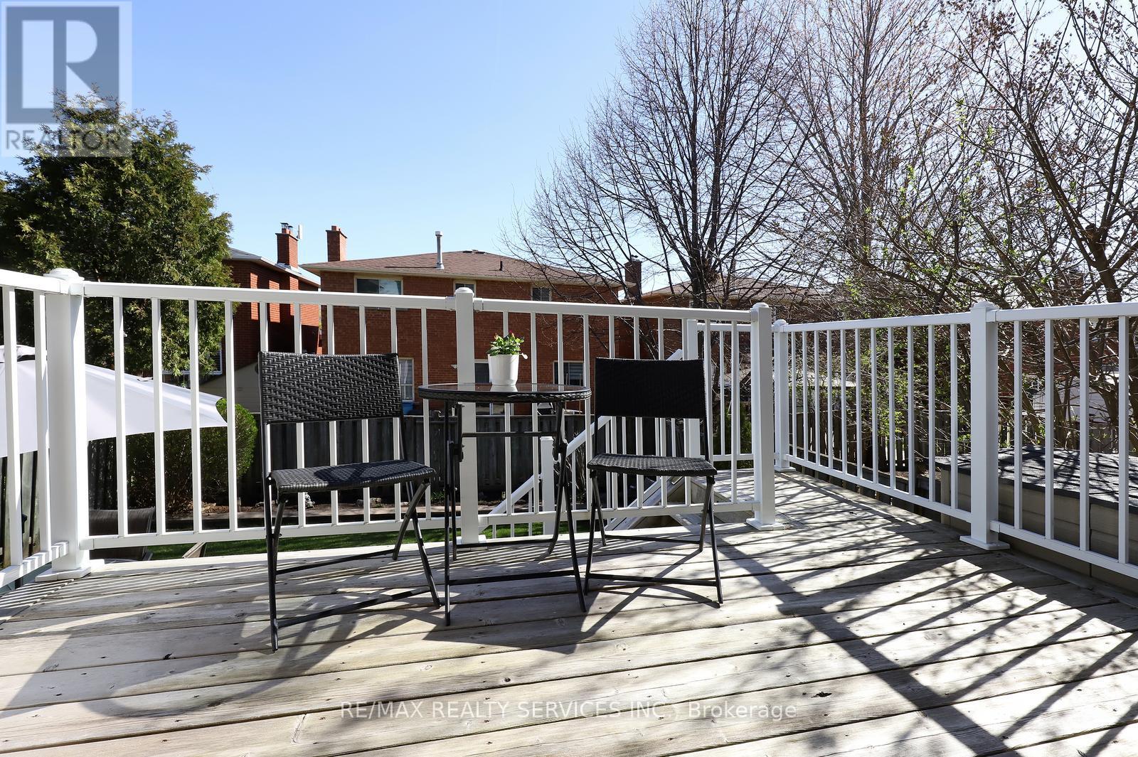 21 Shenstone Avenue, Brampton, Ontario  L6Z 2Y9 - Photo 40 - W13051514