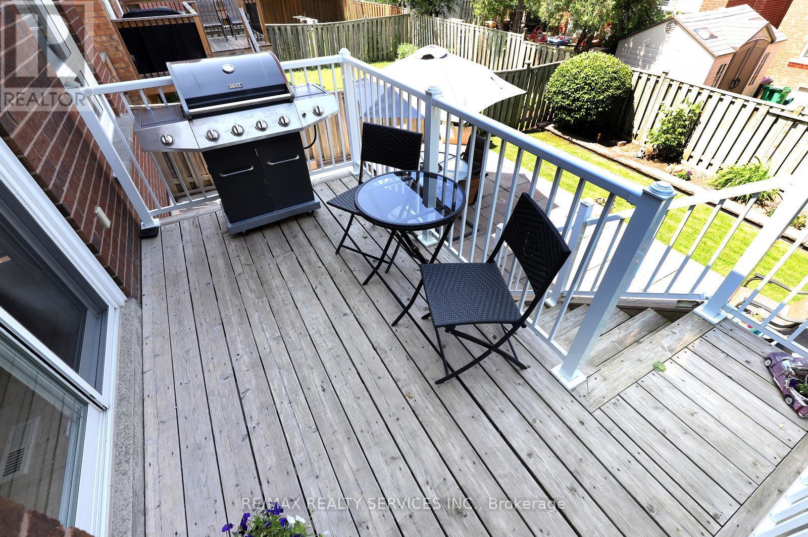 21 Shenstone Avenue, Brampton, Ontario  L6Z 2Y9 - Photo 41 - W13051514